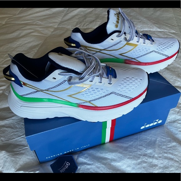 Brand new in box, Women's Diadora Equipe Atomo running shoes, 8.5/EU 40 - Picture 8 of 10